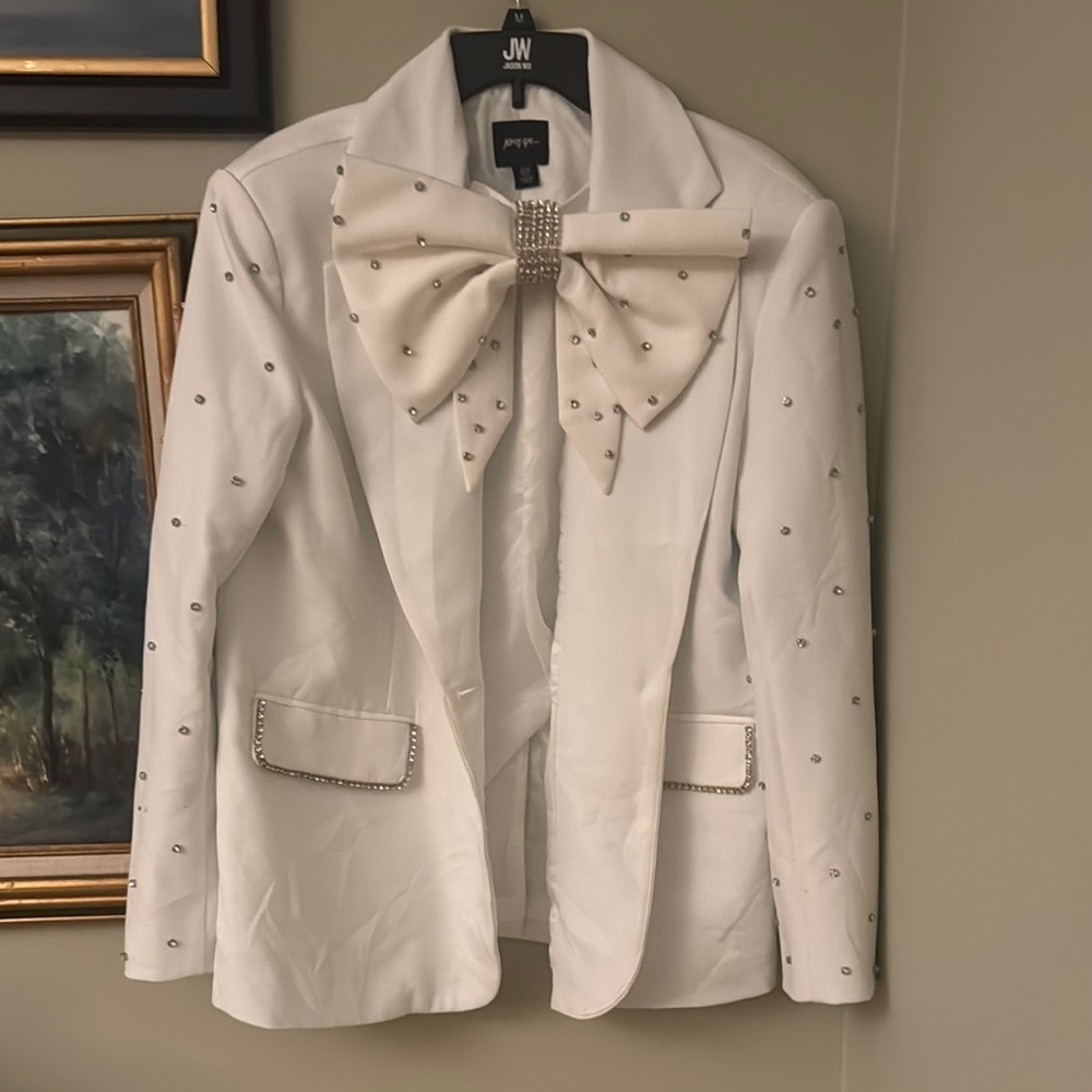 White Rhinestone Bow Premium Embellished Diamante Neck Blazer Nasty Gal S Coat - Picture 2 of 5